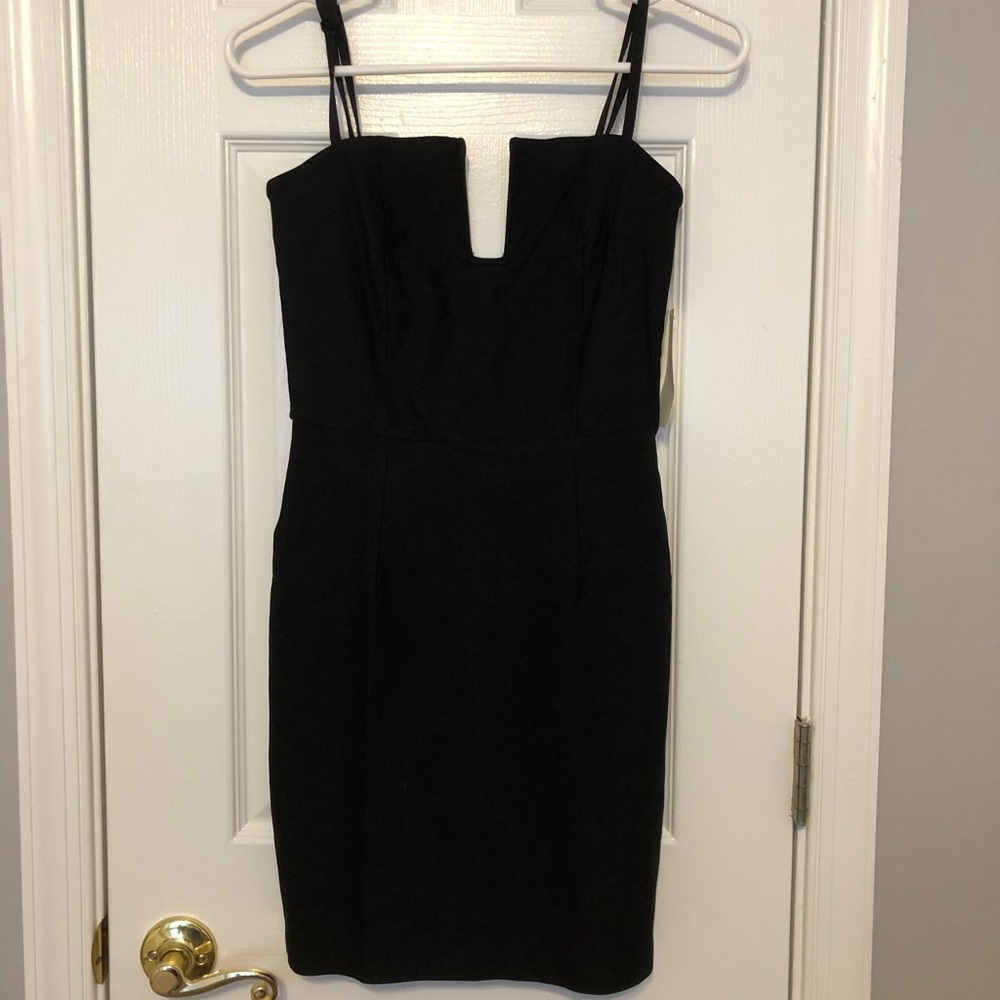 Tobi Black Bodycon Dress - Picture 5 of 8